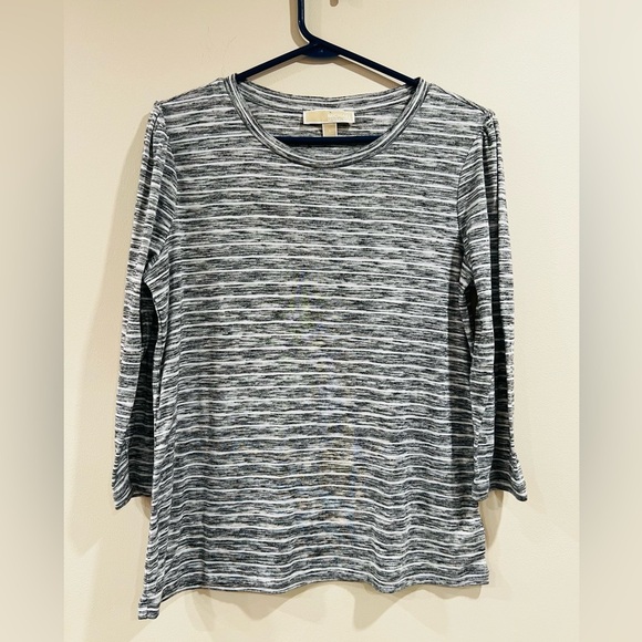 🔥Michael Kors Blouse🔥 - Picture 1 of 4